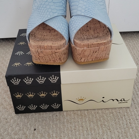 Nina Harper Sky-Blu wedge sandal - Picture 7 of 13